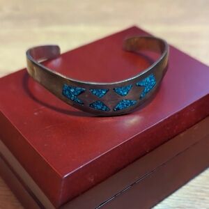 Vintage Mexico made sterling silver crushed turquoise inlay cuff bracelet